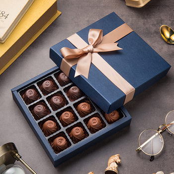 custom luxury chocolate gift boxes